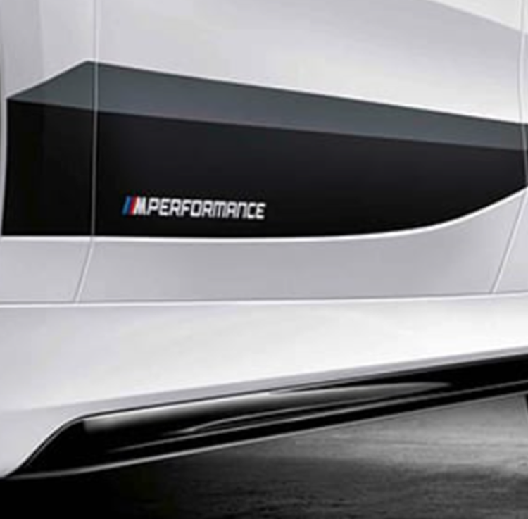 Aplikacja folii Frozen Black lewa/prawa (M Performance)