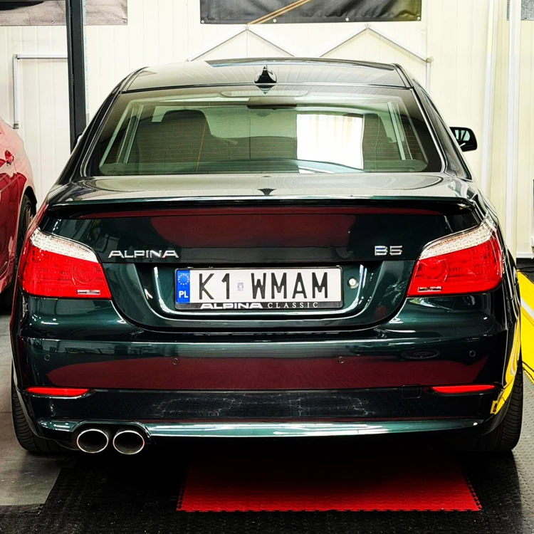 Ramka na tablicę rejestracyjną ALPINA CLASSIC